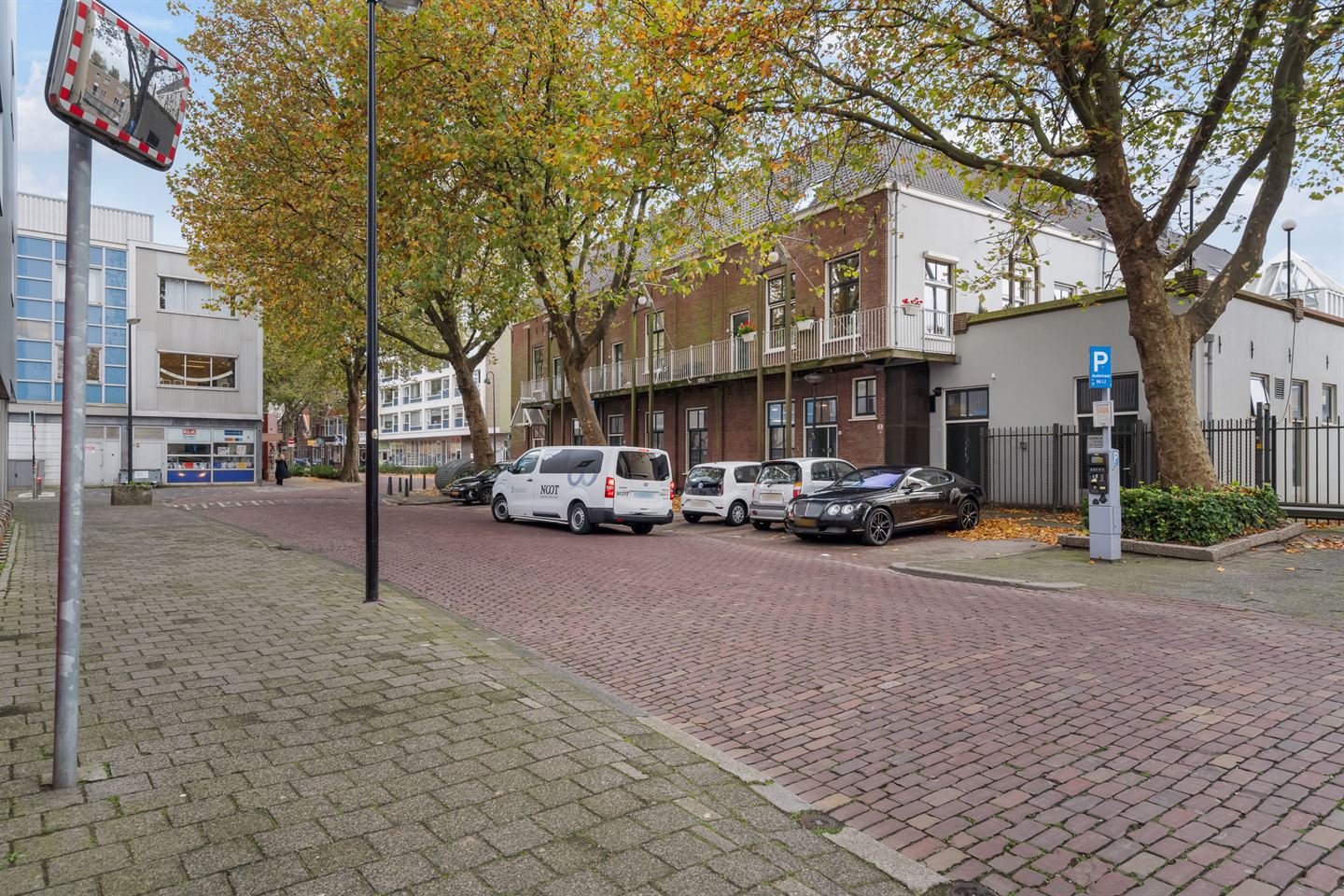 Bekijk foto 2 van Heemraadstraat 94