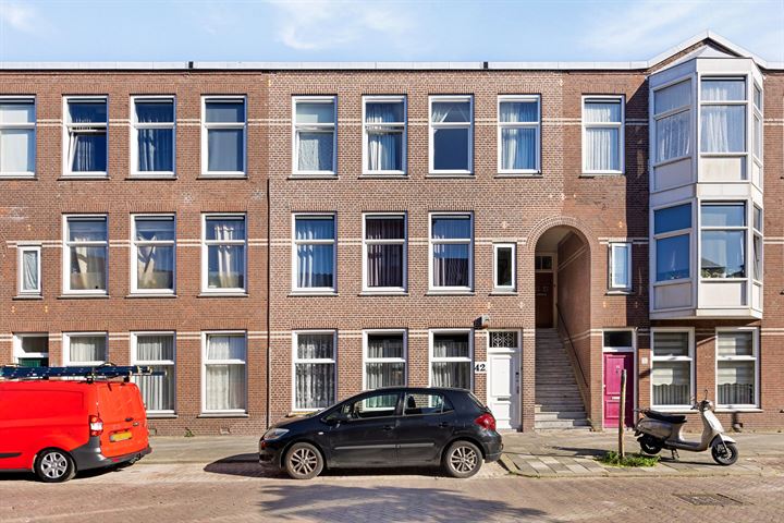 Bekijk foto 33 van Deimanstraat 42