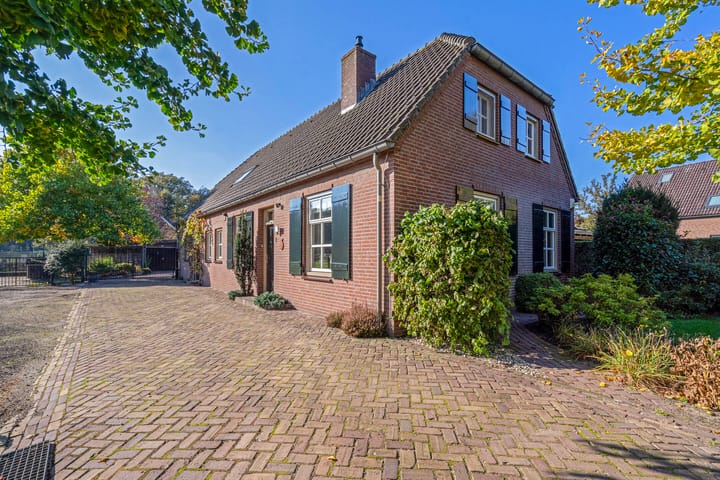 Foto 2 van Postiljonstraat 2