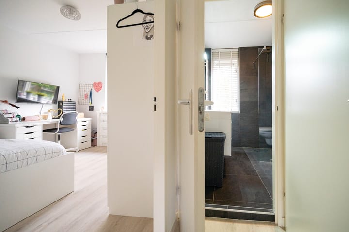 Foto 16 van Martensweg 11