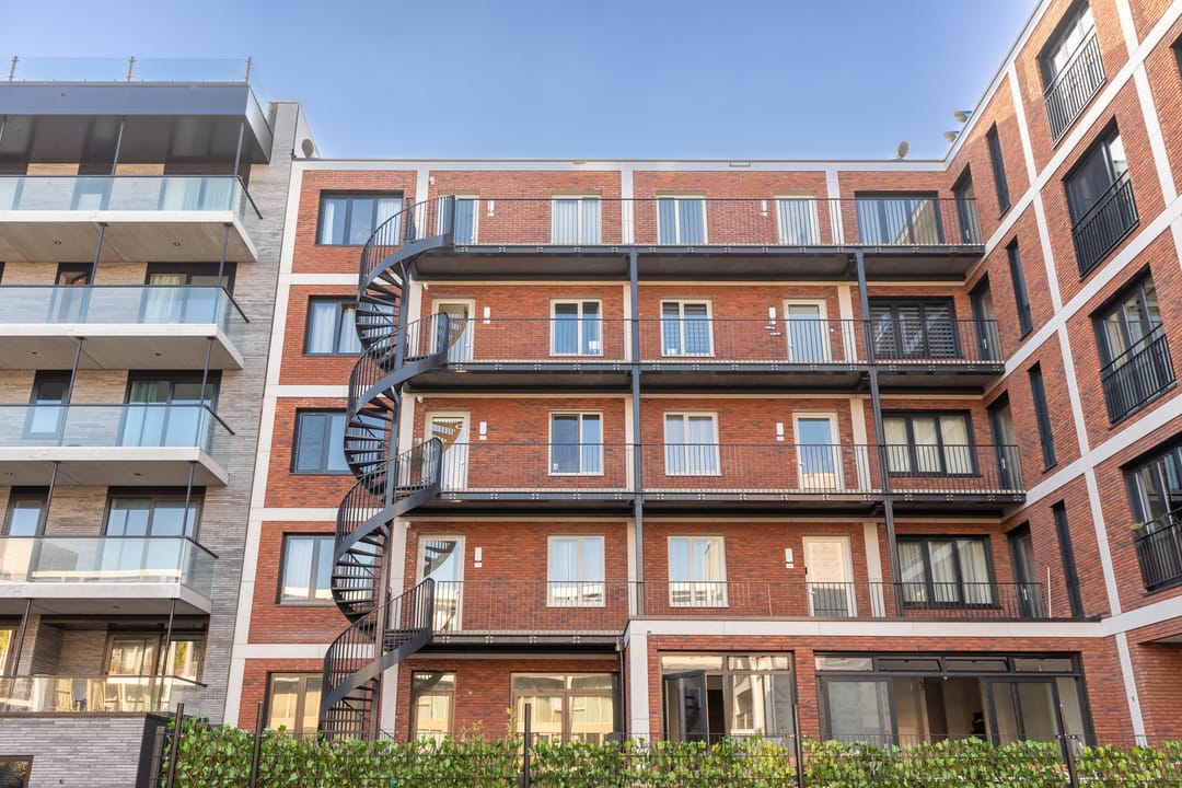 Photo 47 of Muiderlaan 385