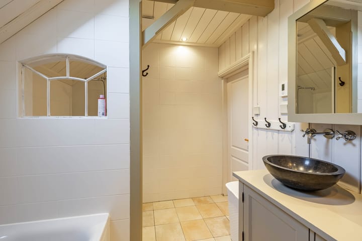 Photo 40 of Tuinbouwweg 2