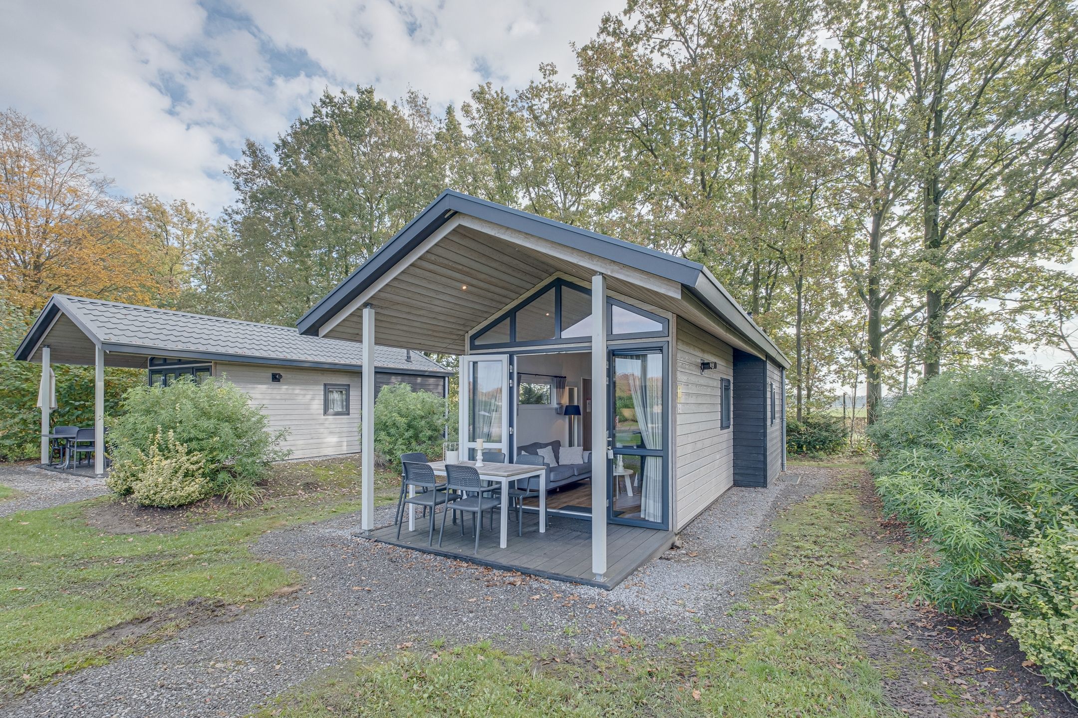 2-bedroom freehold villa in Susteren — photo 1 of 5