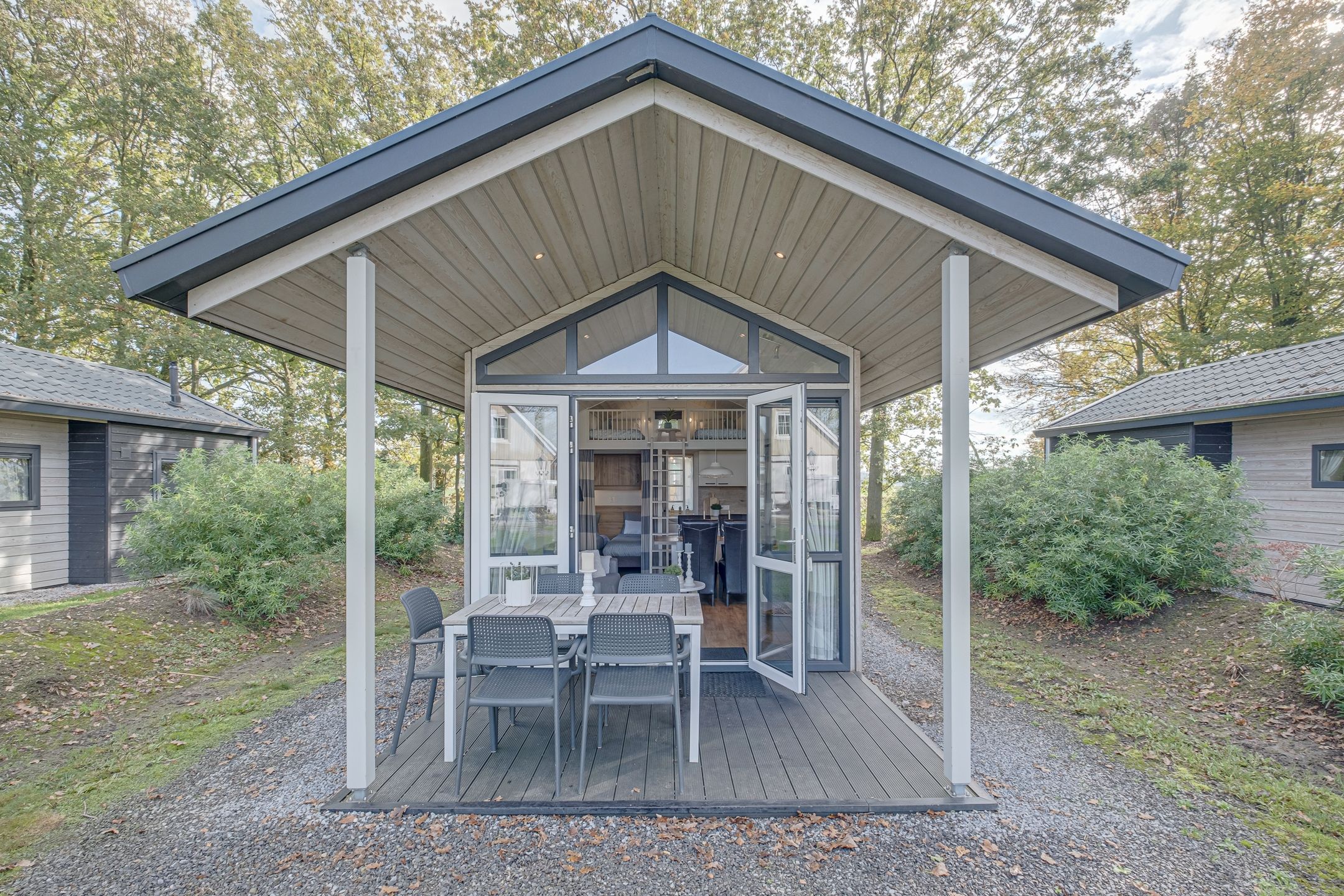 2-bedroom freehold villa in Susteren — photo 2 of 5