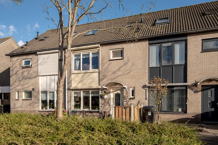 Foto 2 van Tubastraat 61