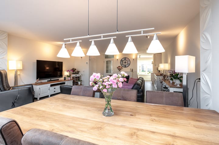 Foto 10 van Tubastraat 61