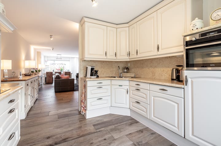 Foto 12 van Tubastraat 61