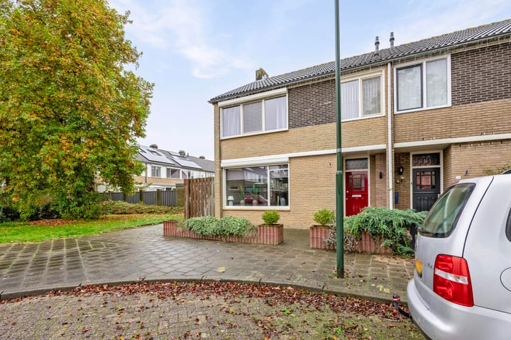 Photo 6 of van Randerodestraat 56