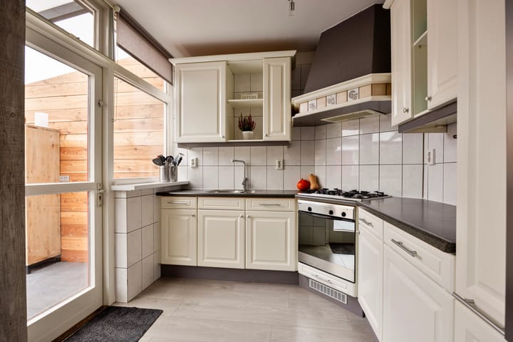 Photo 18 of van Randerodestraat 56