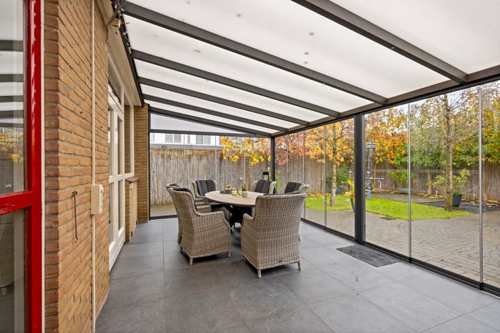 Photo 37 of van Randerodestraat 56