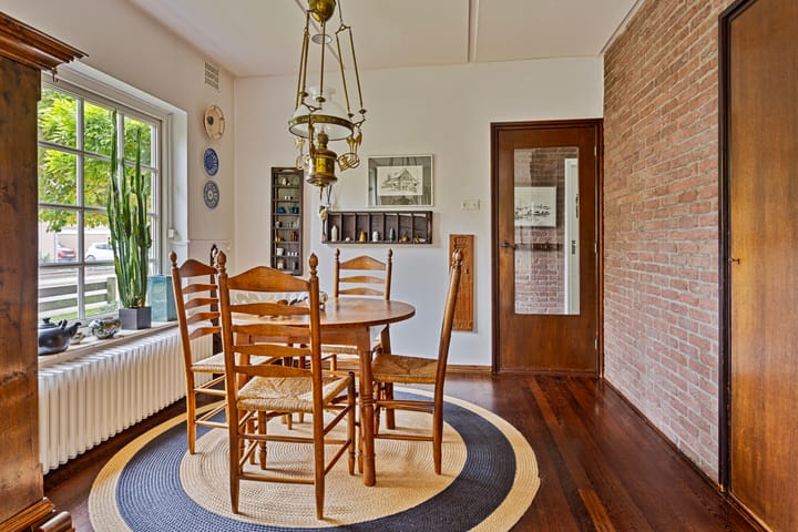 Photo 14 of Julianastraat 22