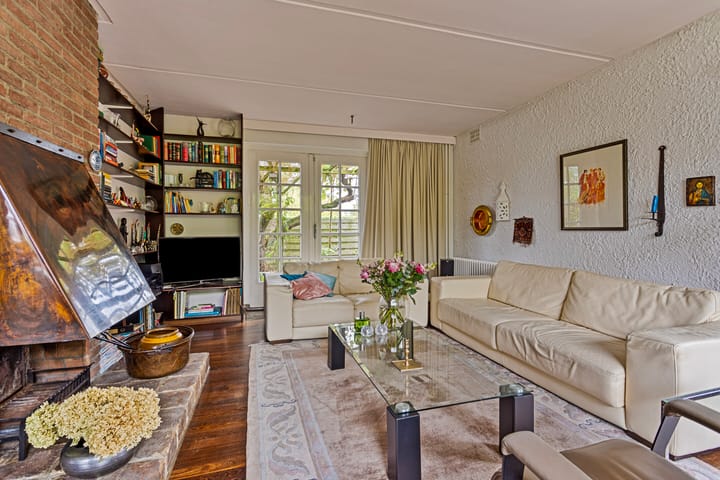 Photo 16 of Julianastraat 22