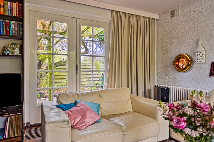 Photo 19 of Julianastraat 22