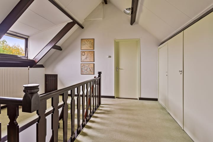 Photo 31 of Julianastraat 22