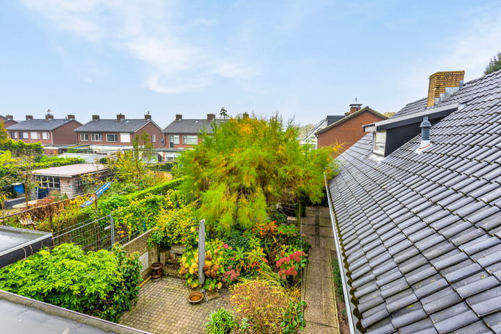 Photo 50 of Julianastraat 22