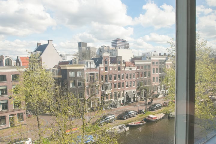 View photo 2 of Reguliersgracht 104-F