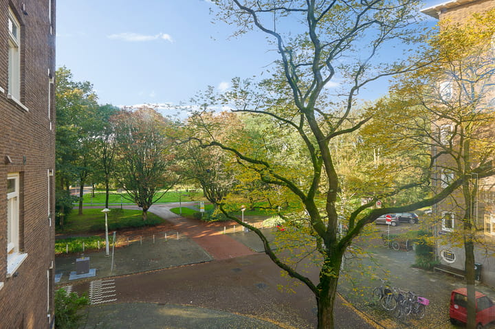 Foto 7 van Van Spilbergenstraat 163-2