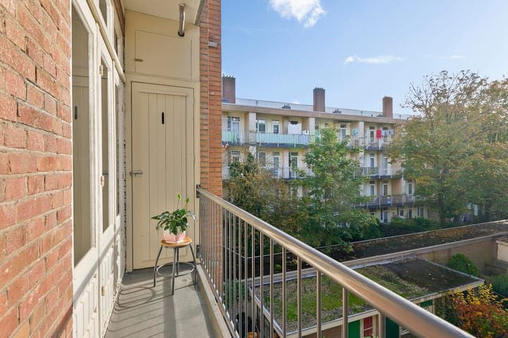 Foto 16 van Van Spilbergenstraat 163-2