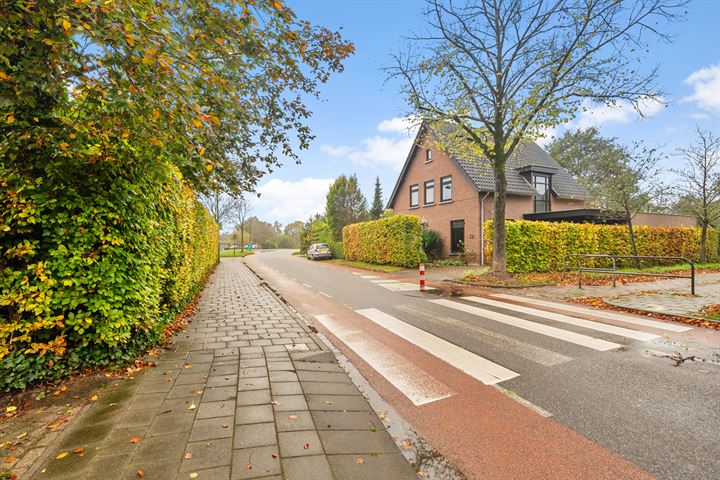 Bekijk foto 45 van Veerkensweg 32