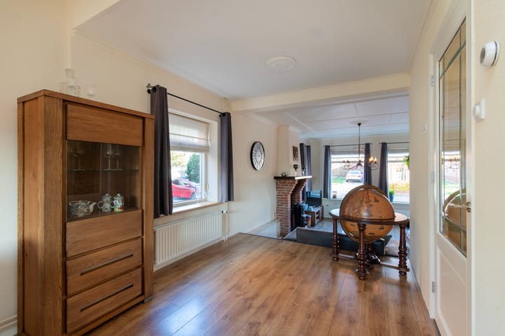 Foto 11 van Molenstraat 6