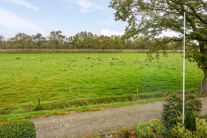 Foto 6 van Kanaalweg 3