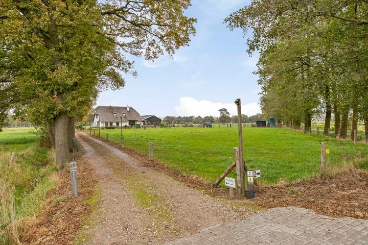 Foto 35 van Kanaalweg 3