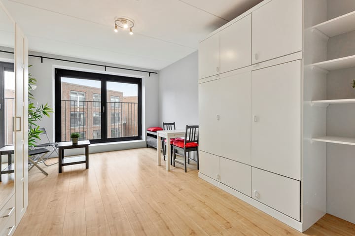 Foto 8 van Welnastraat 431