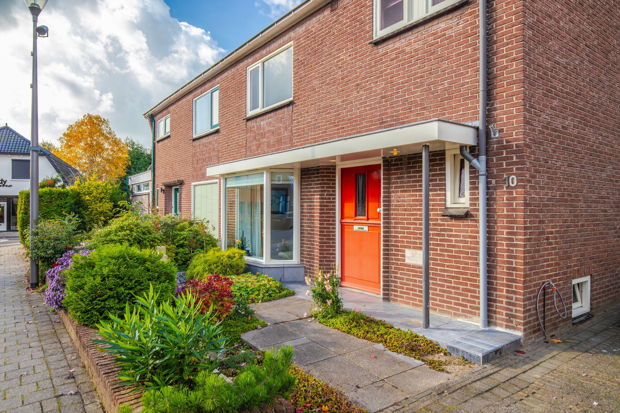 Foto 9 van Willemsstraat 10