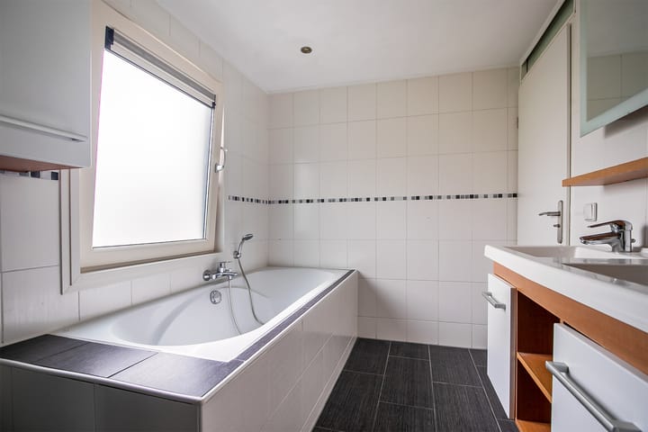 Foto 23 van Hooglandswyk 143