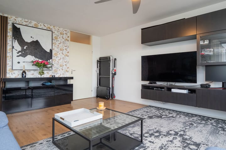 Foto 3 van J.T.P. Bijhouwerhof 35