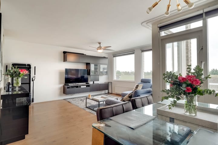 Foto 22 van J.T.P. Bijhouwerhof 35