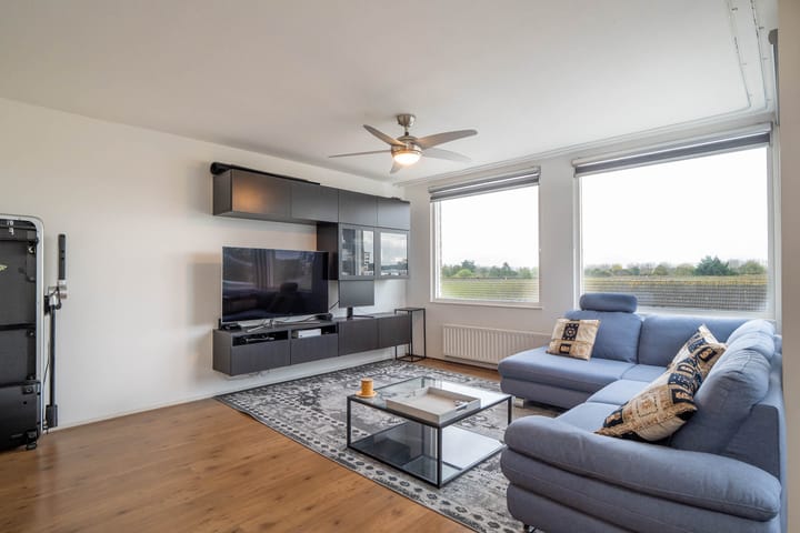 Foto 23 van J.T.P. Bijhouwerhof 35