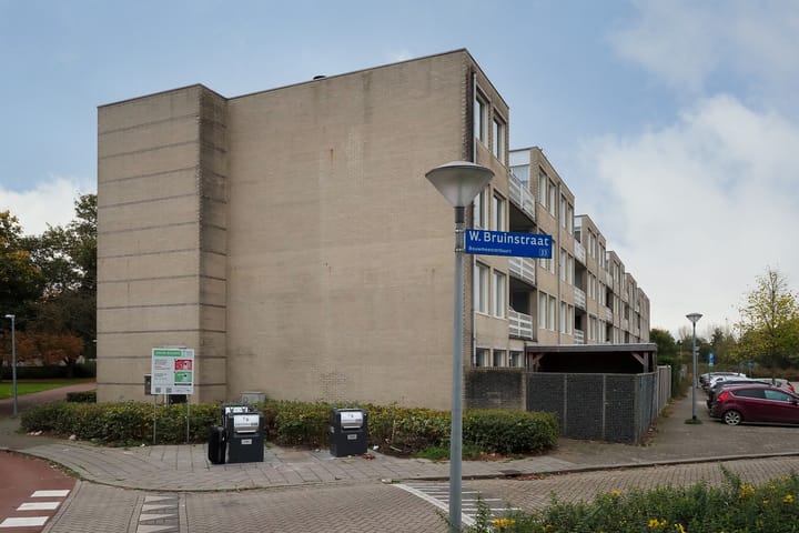 Foto 36 van J.T.P. Bijhouwerhof 35