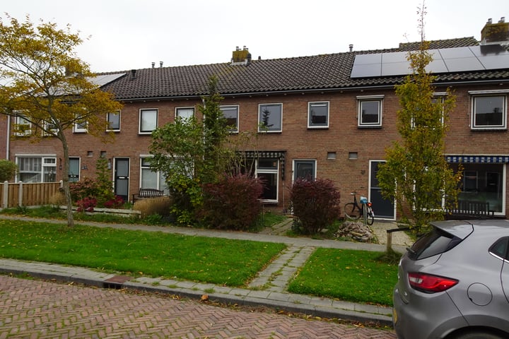 Bekijk foto 1 van Van Steenstraat 28