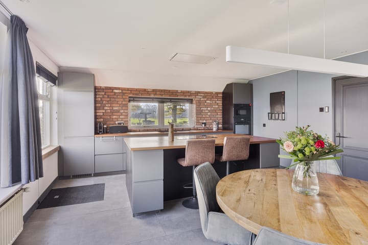 Foto 12 van Weseperweg 56