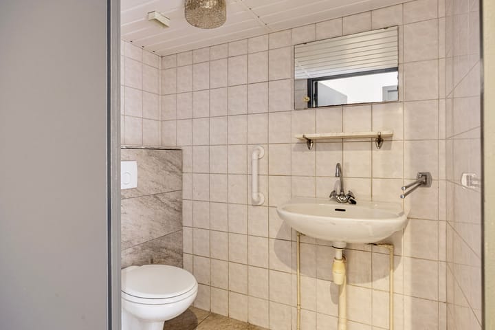 Foto 42 van Weseperweg 56