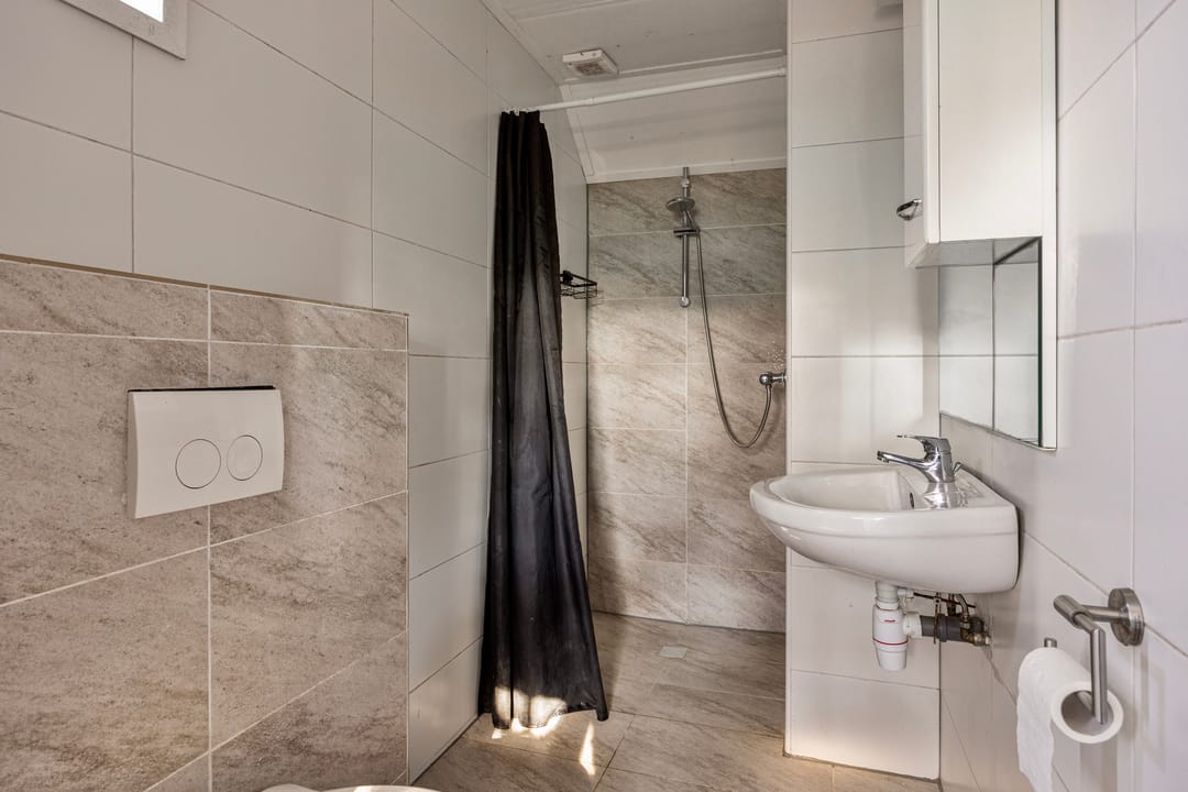 Foto 43 van Weseperweg 56