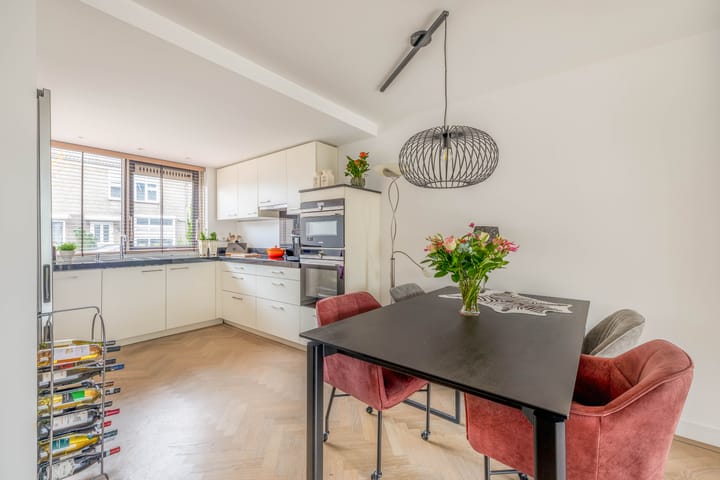 Foto 10 van Rosa Spierstraat 15