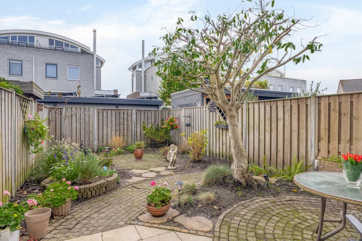 Foto 17 van Rosa Spierstraat 15