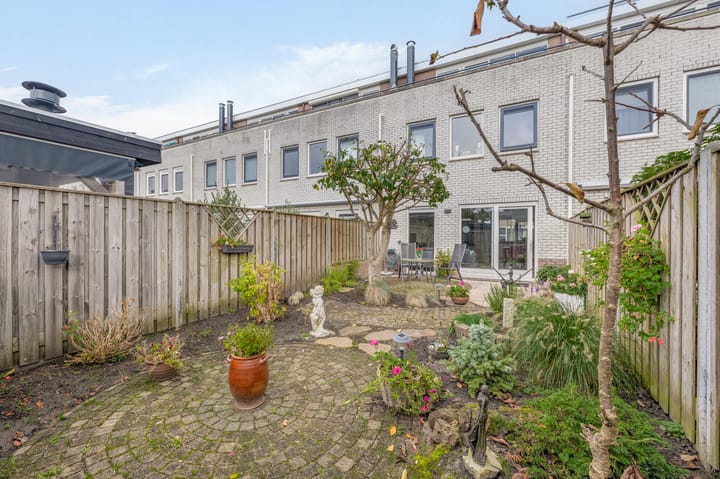 Foto 19 van Rosa Spierstraat 15