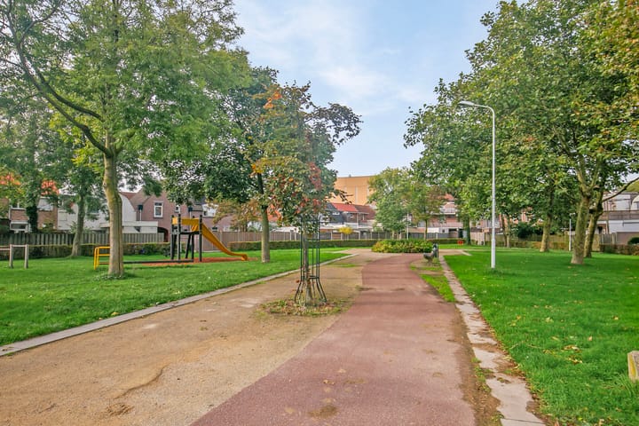 Foto 30 van Elleboog 4