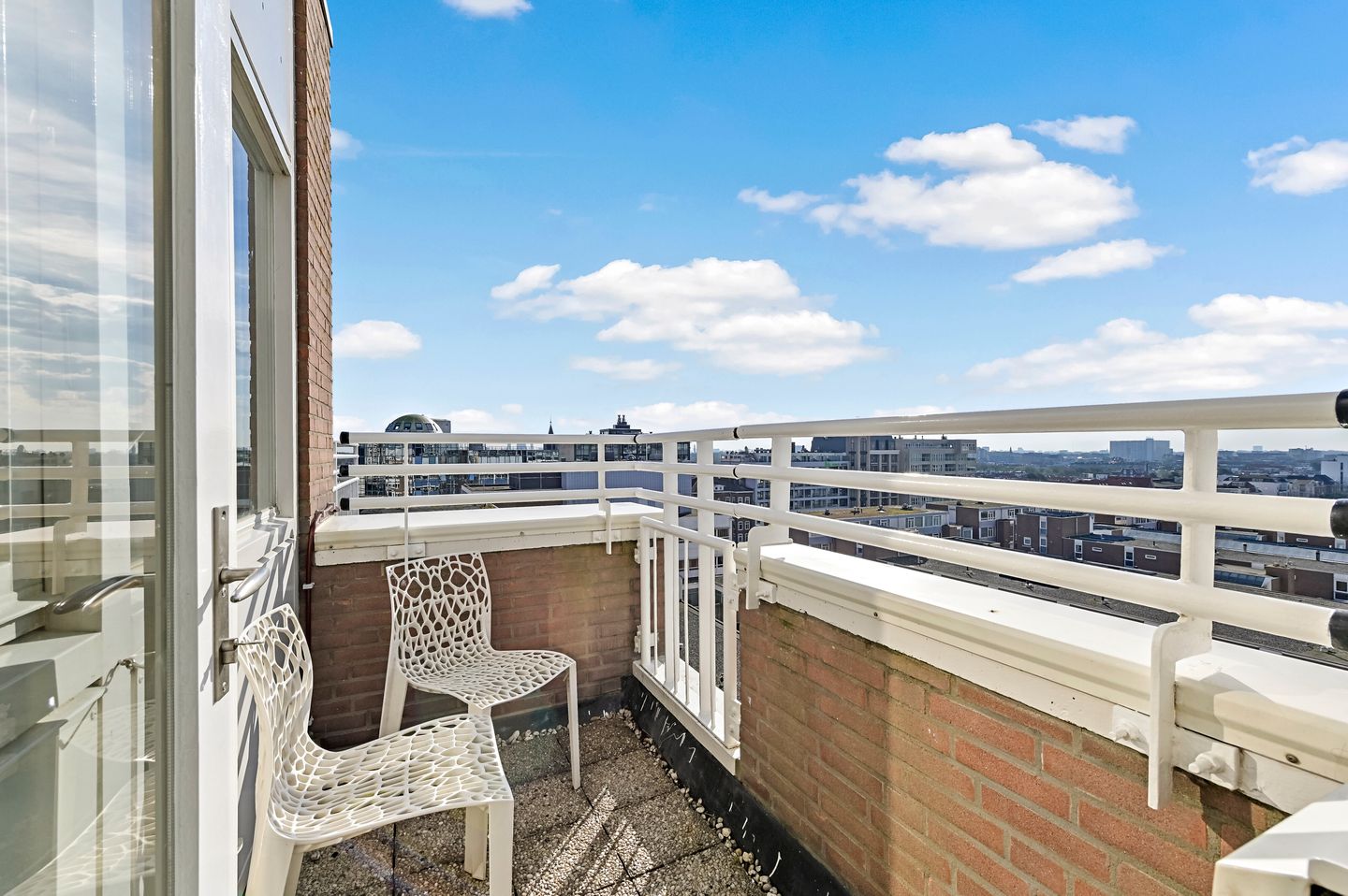 Foto 19 van Gevers Deynootplein 219