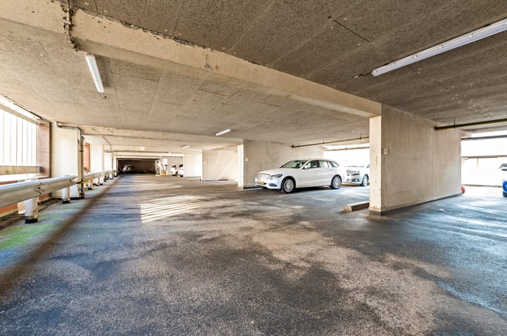 Foto 47 van Gevers Deynootplein 219