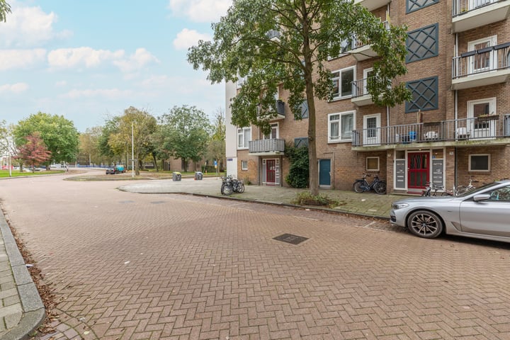 Bekijk foto 43 van Jacques Veltmanstraat 76-1