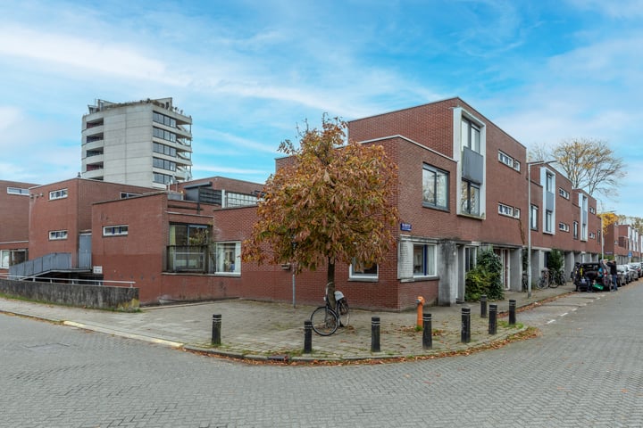 Bekijk foto 44 van Van Abbestraat 116