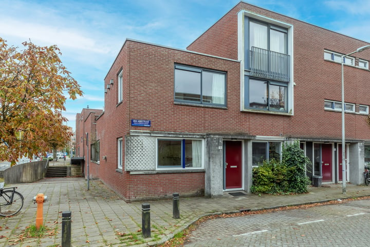 Bekijk foto 46 van Van Abbestraat 116