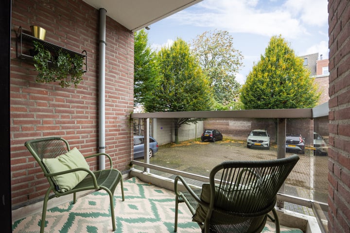 View photo 22 of Sint Josephstraat 54