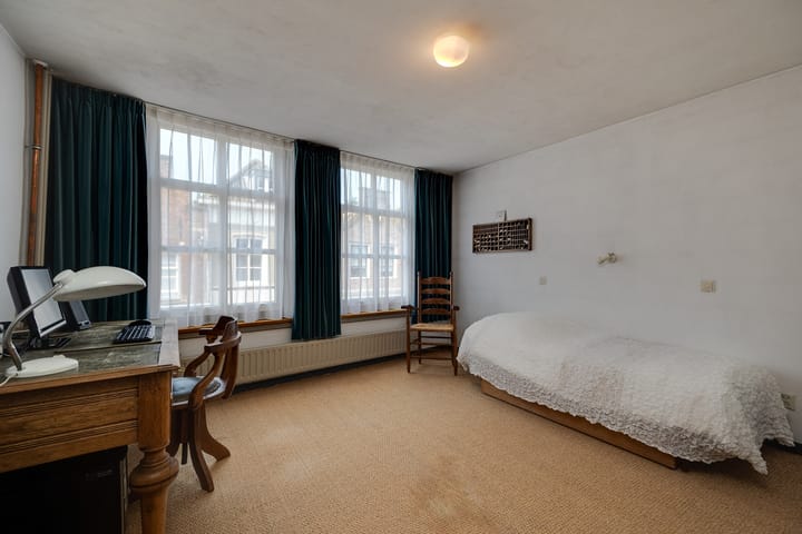 Foto 31 van Vughterstraat 258