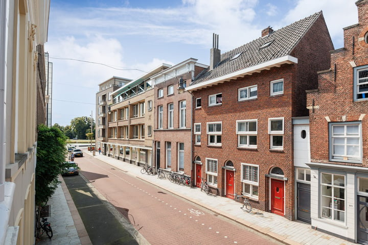 Bekijk foto 39 van Vughterstraat 258