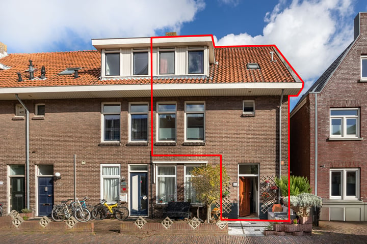 Bekijk foto van Plaspoelstraat 21